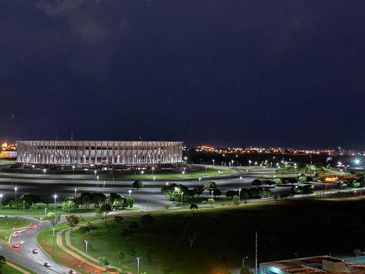 Flat Encantador No 11º Com Vista Pra Torre De Tv Brazíliaváros Kültér fotó